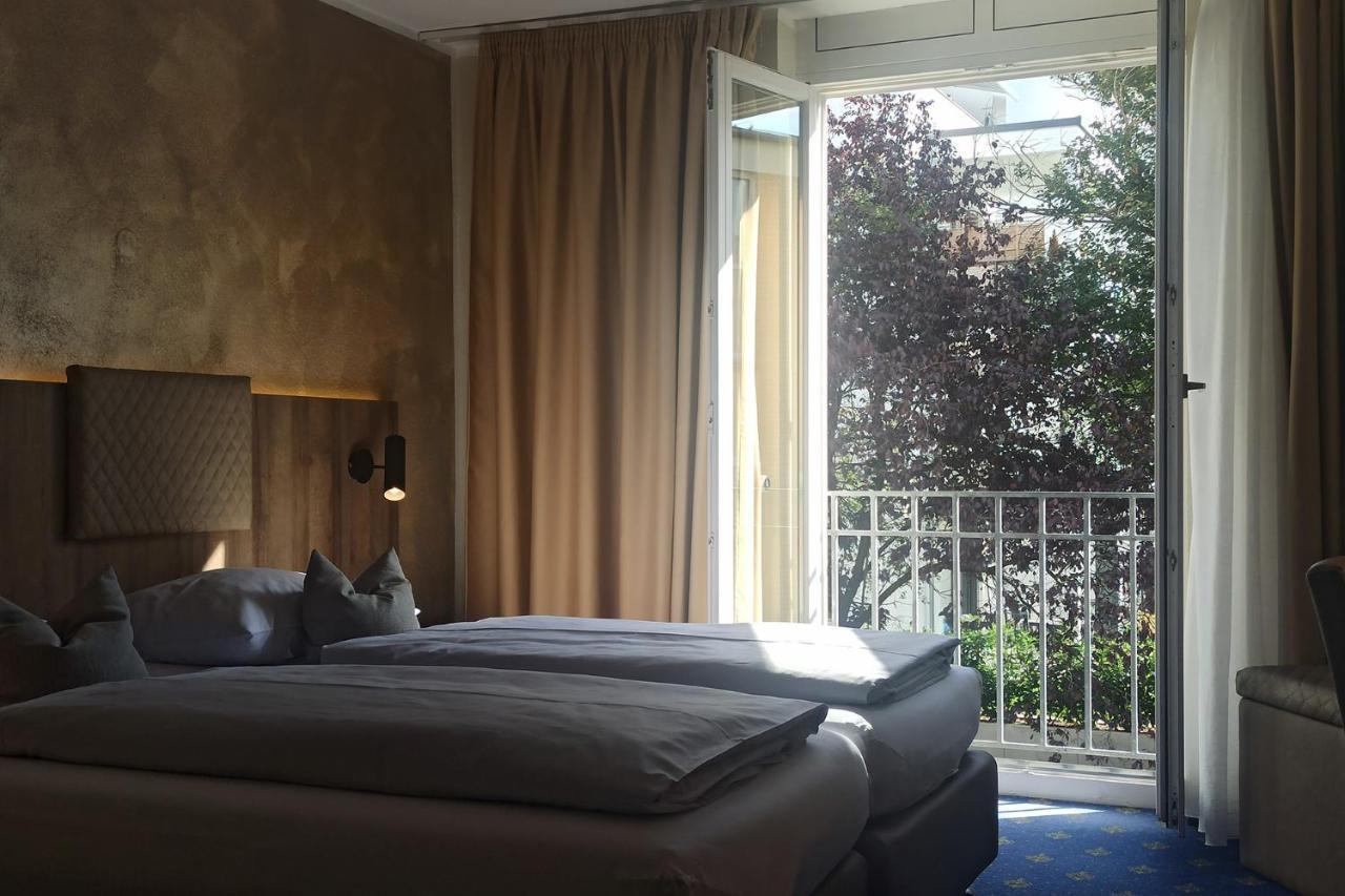 Gomaringen Hotel Garni Arcis מראה חיצוני תמונה